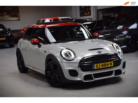 Mini Mini 2.0 John Cooper Works Chili Aut.|Panoramadak|Head-up|231pk!|