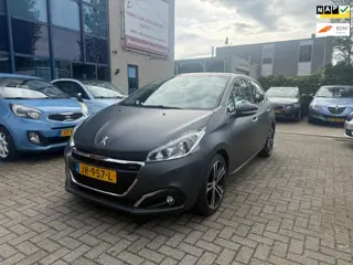 Peugeot 208 1.2 GT-line MAT LAK, Panoramadak, Airco, APK 05/27