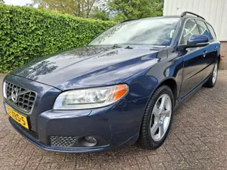 Volvo V70 1.6 T4 Limited Edition LEER/XENON/CRUISE 180PK