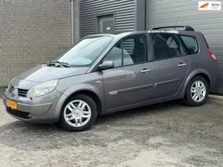Renault Grand Scénic 2.0-16V Automaat