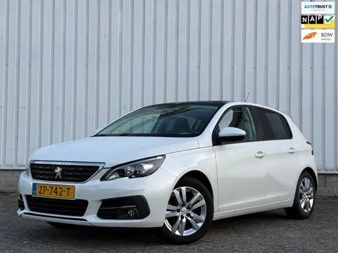 Peugeot 308 1.2 PureTech Executive Trekhaak,AppleCarplay,ClimateControl,Navi,Pano,PDC,CruiseControl,