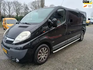 Opel Vivaro 2.5 CDTI L2H1 DC