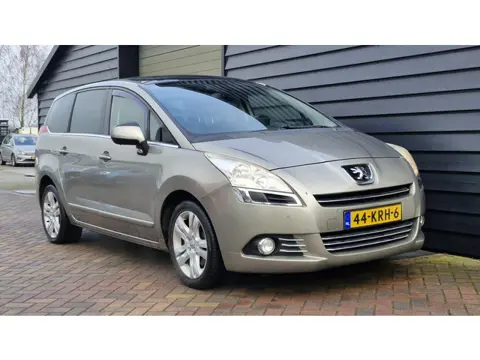 Peugeot 5008 1.6 THP GT 5p. Export I APK 25-8-2026 I Leder I Panoramadak I Trekhaak I Meeneemprijs