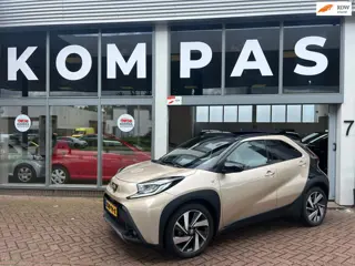 Toyota Aygo X 1.0 VVT-i S-CVT Envy |AUT|Keyless|CABRIO|Carplay|JBL|Airco|1EIG|A.Camera|PDC|LM.VELGEN