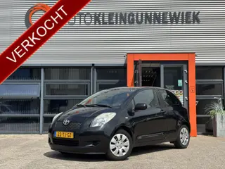 Toyota Yaris 1.0 VVTi Sol / Trekhaak / Airco / (bj 2006)
