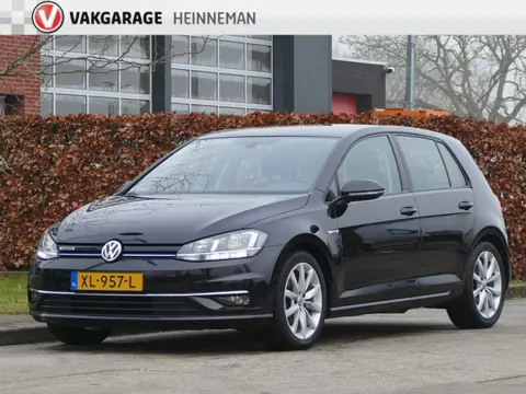 Volkswagen Golf 1.5 TSI Highline | Apple Carplay/Android auto | navigatie | digitaal dashboard