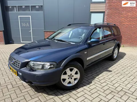 Volvo V70 XC 2.4 T AWD Comfort Luxury 7 PERSOONS AUTOMAAT/NIEUWE APK/YOUNGTIMER/COMPLEET DEALER ONDE