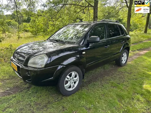 Hyundai Tucson 2.0i Dynamic Executive apk t/m27-01-2027