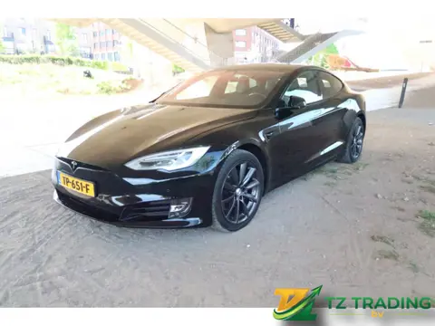 Tesla Model S 75D met twee sets velgen (bj 2018, automaat)