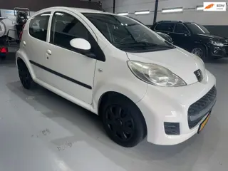 Peugeot 107 1.0-12V XS