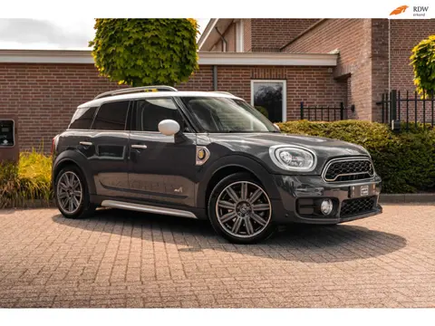 Mini Mini Countryman Cooper SE Hybrid 4ALL 225 PK Harman Kardon Adaptive Cruise Camera LED PDC 19''