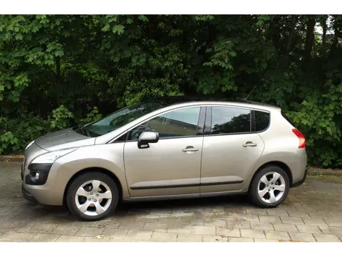 Peugeot 3008 1.6 VTi Première Zeer mooie auto! Lage km stand!!!