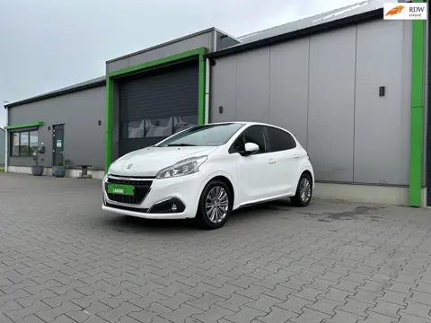 Peugeot 208 1.2 Allure | Lage km-stand | Rijklaar| Navi | Cruise | Airco | LM velgen| Carplay | Nieu