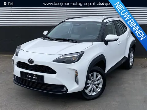 Toyota Yaris Cross 1.5 Hybrid Active edition Draadloze telefoonlader, parkeersensoren v&a, achteruit