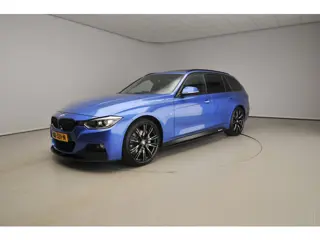 BMW 3 Serie Touring 335i xDrive | M-Sportpakket | Xenon | Leder | HUD | Trekhaak | Panoramadak | Ele