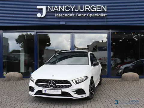 Mercedes-Benz A-Klasse 250 e AMG| 8G Aut | MBUX High End | Night Pakket | Panoramadak | Apple Car Pl