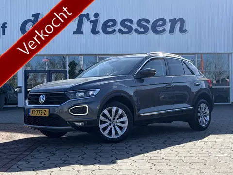 Volkswagen T-Roc 1.5 TSI Sport Verkocht! Rijklaar met beurt & garantie!