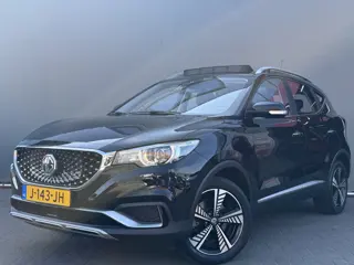 MG Mg Zs BWJ 2020 EV 143 PK Luxury 45 kWh | AUTOMAAT | SCHUIF PANO | LEDER | STOELVERW. | ELEKTR. ST