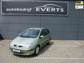 Renault Scénic 1.6-16V RXE 92262 Km Nap met Apk 28-05-2027 buitenzijde geen mooie lak rijd perfect n