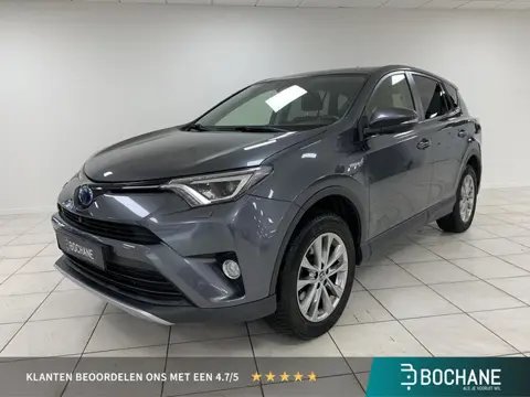 Toyota RAV4 2.5 Hybrid AWD Dynamic TREKHAAK | NAVIGATIE | ACHTERUITRIJCAMERA | PARKEERSENSOREN