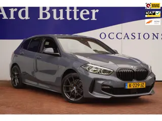 BMW 1-serie 118i Executive M-Sport / Stoel-verw. / HiFi-Audio / Premium-Storm-Bay / Dak-Spoiler / Bo