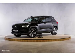 Volvo XC40 1.5 T5 Plug-in hybrid Ultimate Dark | Panorama dak | Adaptieve cruise | Harman Kardon | B