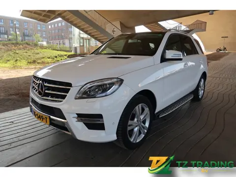 Mercedes-Benz M-Klasse 350 BlueTEC AMG uitvoering inclusief BTW en BPM