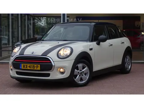 Mini Mini 1.2 One First | 5deurs | Airco | 128000km | PDC | LM velgen | Inruil mogelijk