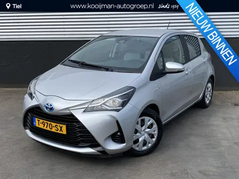 Toyota Yaris 1.5 Hybrid Aspiration Navigatie, Achteruitrijcamera, smart Key,