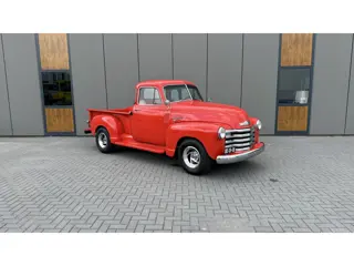 Chevrolet 3100 - 5 window V8