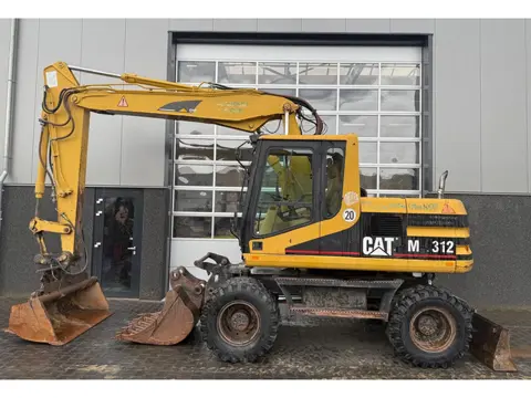 Caterpillar M312 | A/C (bj 2000)