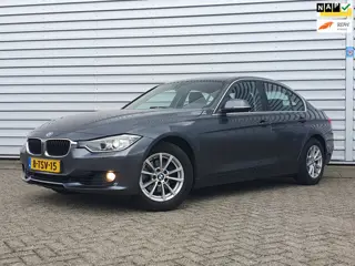 BMW 3-serie 320i Exec. Clima/Cruise/NAVI/LM