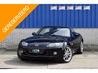 Mazda MX-5 1.8 Luxury Edition Niseko Roadster Coupe
