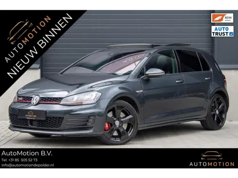 Volkswagen Golf 2.0 TSI GTI Performance PANO CAMERA LEDER ACC