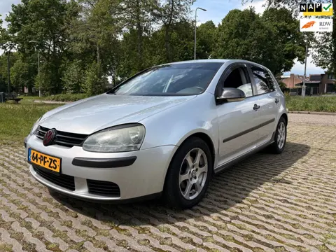 Volkswagen Golf 1.6 FSI Comfortline - airco