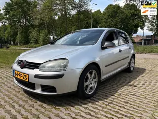 Volkswagen Golf 1.6 FSI Comfortline - airco