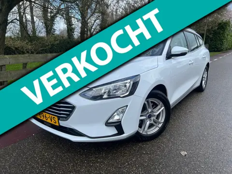 Ford Focus Wagon 1.0 EcoBoost Trend Edition Business Camera PDC