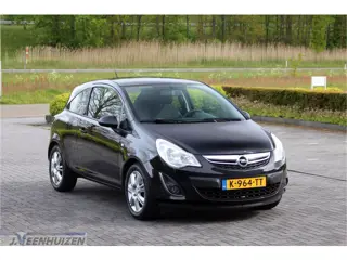 Opel Corsa 1.4-16V (bj 2011)