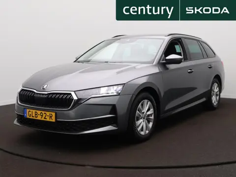 Skoda Octavia Combi 1.5 TSI First Edition Apple Carplay/Android Auto - Trekhaak - Pdc - Clima