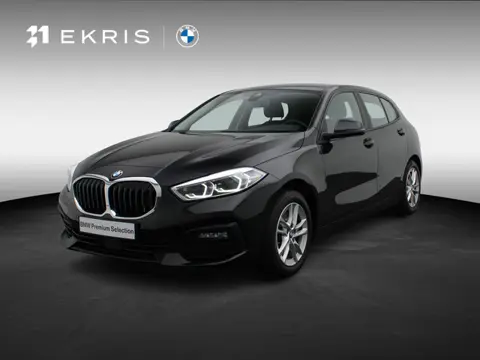 BMW 1 Serie 5-deurs 118i Business Edition Plus | Trekhaak | Adaptieve Led | 16''