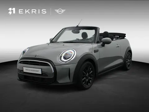 MINI Cabrio One Essential + Navigatiesysteem + PDC + 16"