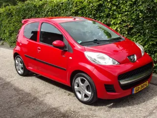 Peugeot 107 1.0 Sportium NWE APK AIRCO SPORTIEF