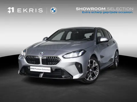 BMW 1 Serie 120 | M Sportpakket | Stuurwielrand verwarmd | Comfort Access | Achteruitrijcamera | Sto