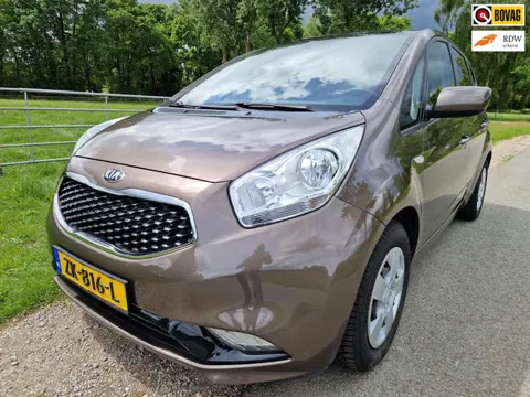 Kia Venga 1.4 CVVT DynamicPLusLine Trekhaak en ALL SEASON BANDEN