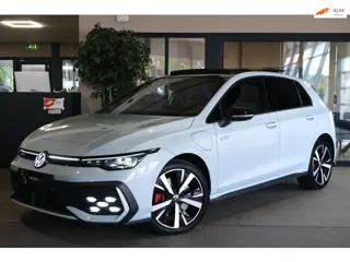 Volkswagen Golf 8.5 1.5 eHybrid GTE 272PK Facelift Pano Volleder 360Cam IQ Led
