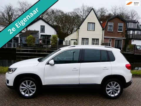 Volkswagen Tiguan 1.4 TSI Sport&Style 161pk 2e eig. Clima Navi Trekhaak 1800kg