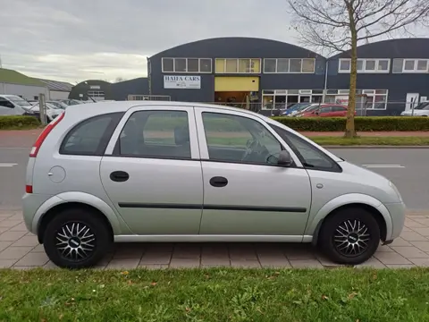 Opel Meriva 1.6 Essentia -Met nieuwe APK! (bj 2004)