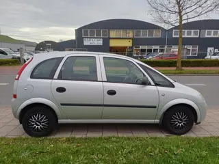 Opel Meriva 1.6 Essentia -Met nieuwe APK! (bj 2004)