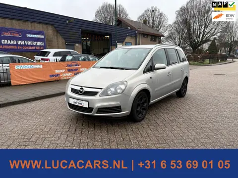 Opel Zafira 2.2 Cosmo 7p + TREKHAAK!