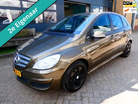 Mercedes-Benz B-klasse 180 116pk 2e eig. Airco Cruise PDC Trekhaak 1300kg.